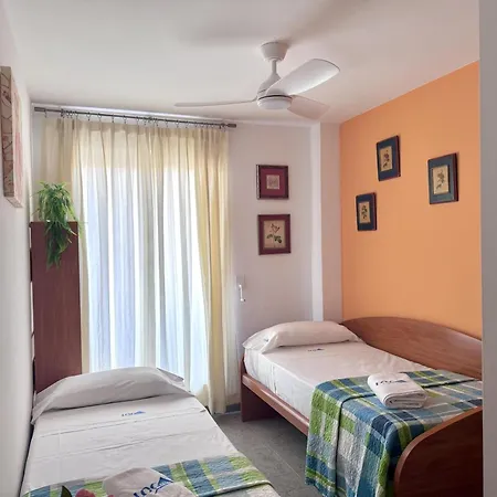 Acogedor Cerca De La Playa Y El Centro Con Aire Acondicionado Y Parking - Es-373-59 Daire