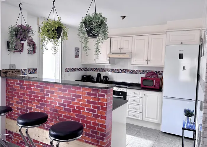 Acogedor Cerca De La Playa Y El Centro Con Aire Acondicionado Y Parking - Es-373-59