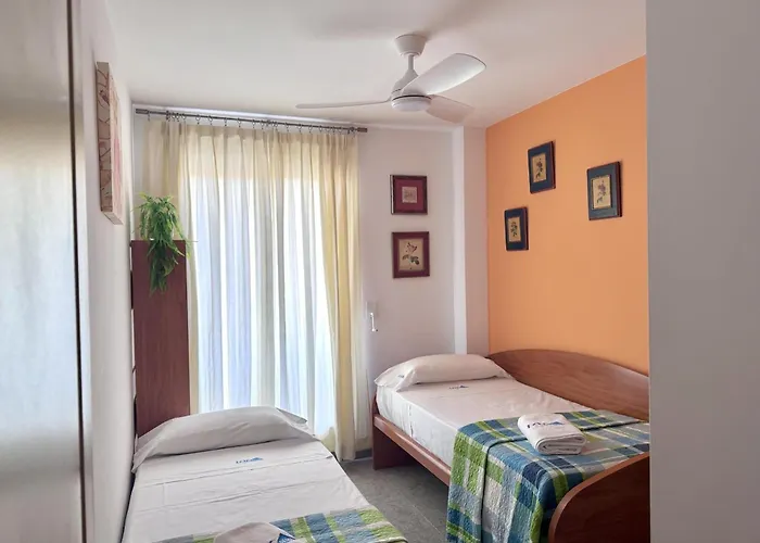 Acogedor Cerca De La Playa Y El Centro Con Aire Acondicionado Y Parking - Es-373-59 Apartment