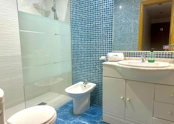 Acogedor Cerca De La Playa Y El Centro Con Aire Acondicionado Y Parking - Es-373-59